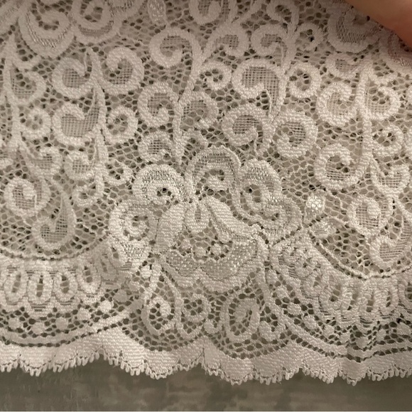 L' Intimates White Lace Adjustable Straps Bra Size M - Picture 4 of 9